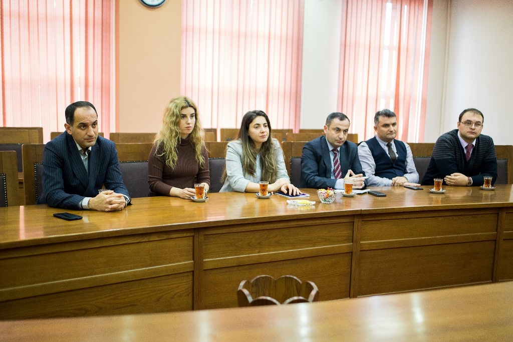 “Gələcək üçün bacarıqlar” layihəsinin BMU üzrə mentorları ilə görüş keçirilib  