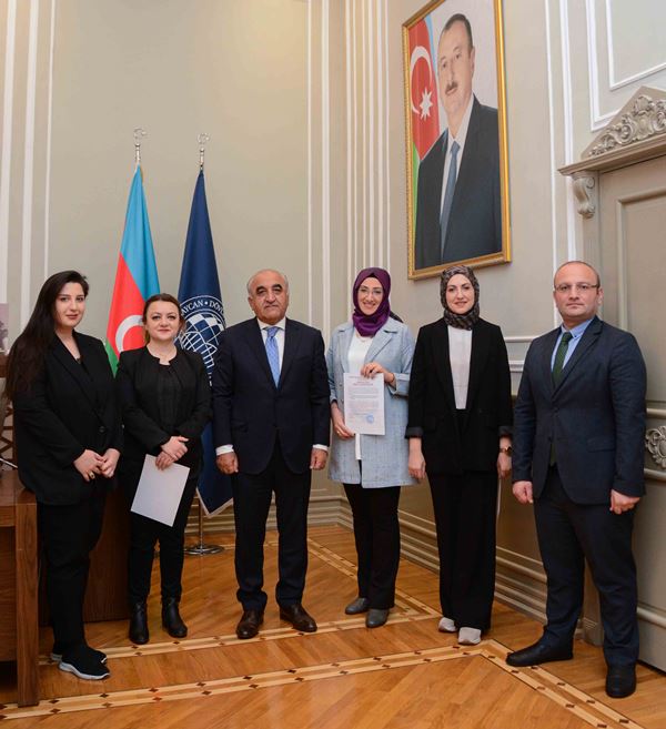 UNEC rektoru Orhun proqramının iştirakçıları ilə görüşüb-FOTO