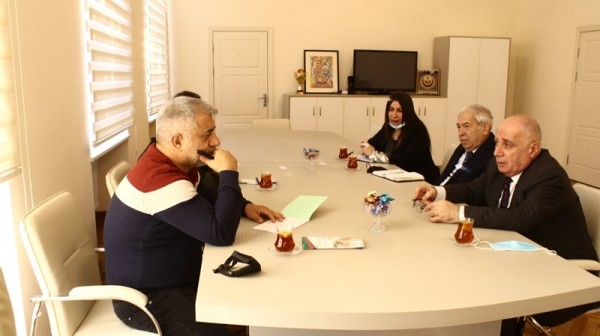 Qars Qafqaz Universitetinin professoru LDU-da olub-FOTO