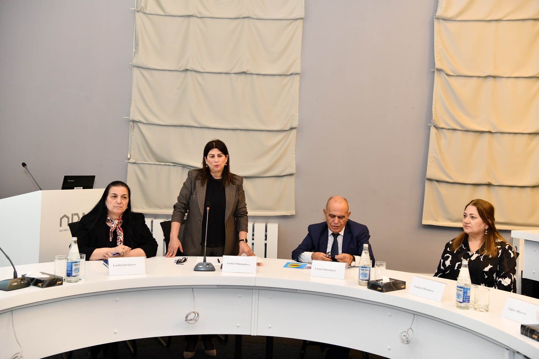 ADNSU-da BDU-nun “Kitabxanaçılıq-informasiya” fakültəsinın yubileyi qeyd olunub