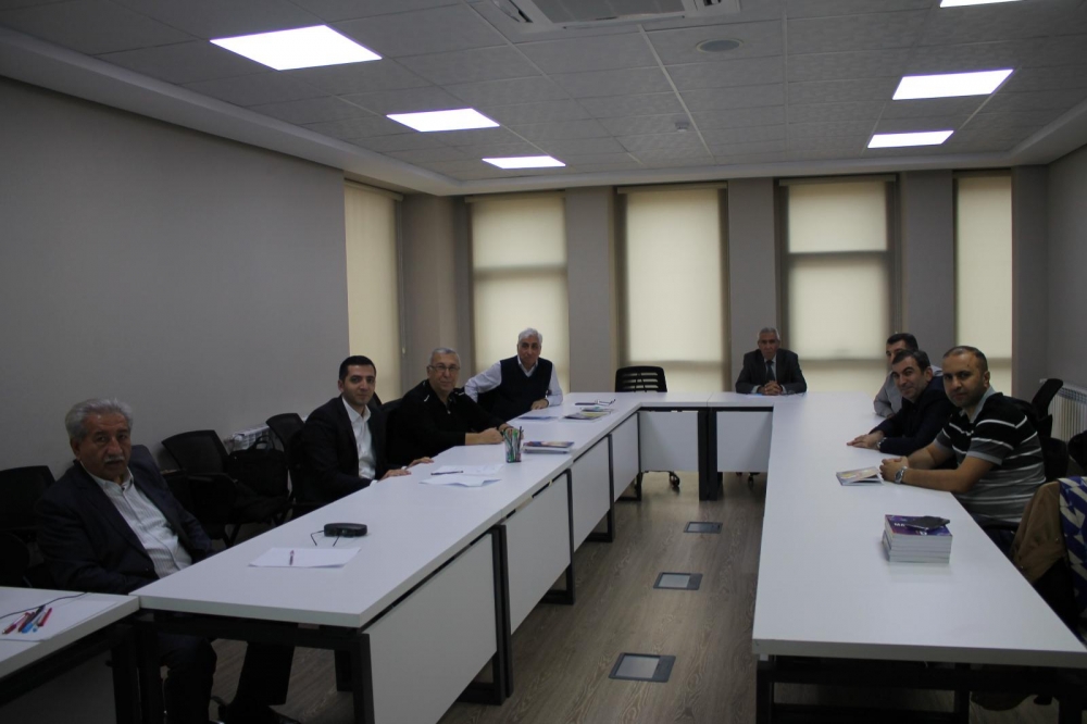DİM-də bu fənlər üzrə işçi qruplarının iclasları keçirilib