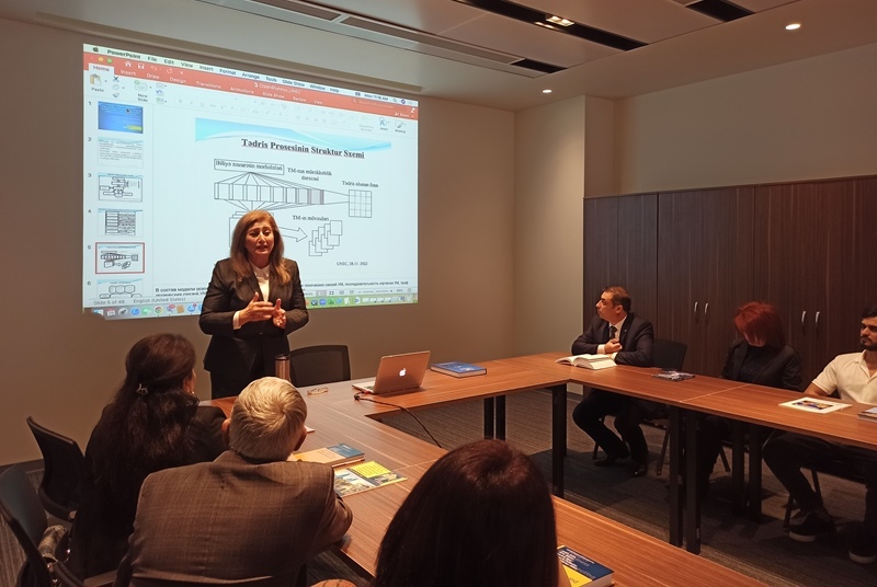 UNEC-də bu mövzuda seminar keçirilib  