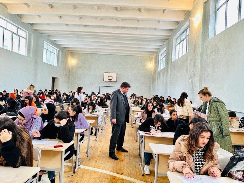 39 qrupda imtahanlar keçirilib-UNEC