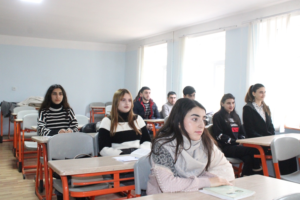 Valideynlər imtahan prosesini izləyiblər-MDU