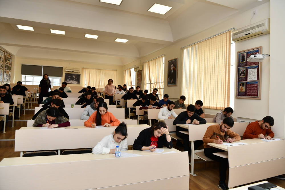 ADNSU-da imtahan prosesini izlənilib.