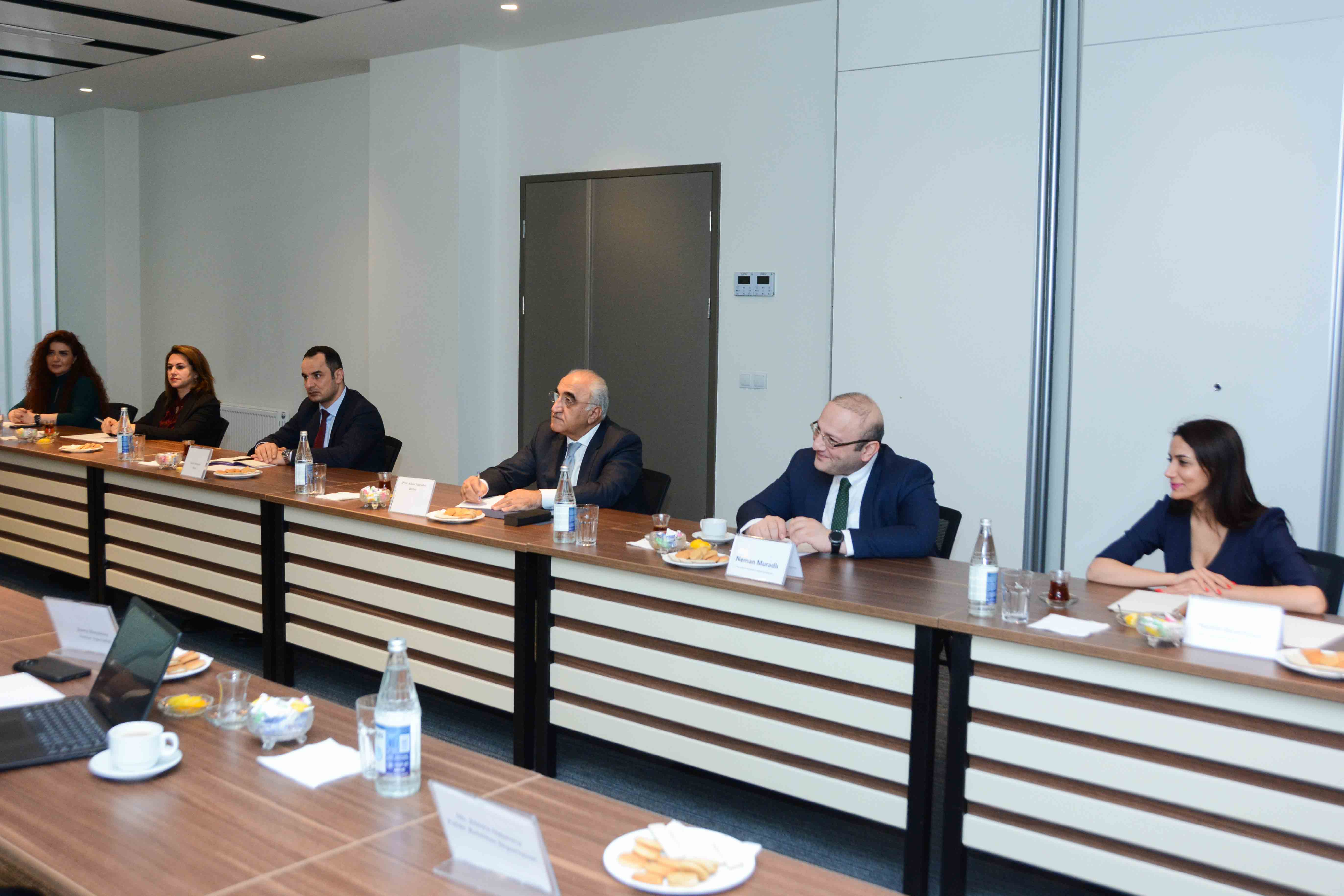 Dünya Bankı ilə UNEC iqlim dəyişikliyi və dayanıqlı inkişaf sahəsində əməkdaşlıq edəcək