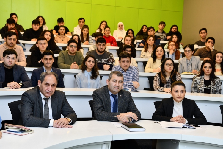 ADNSU-da iqlim dəyişikliyi mövzusunda müzakirələr aparılıb