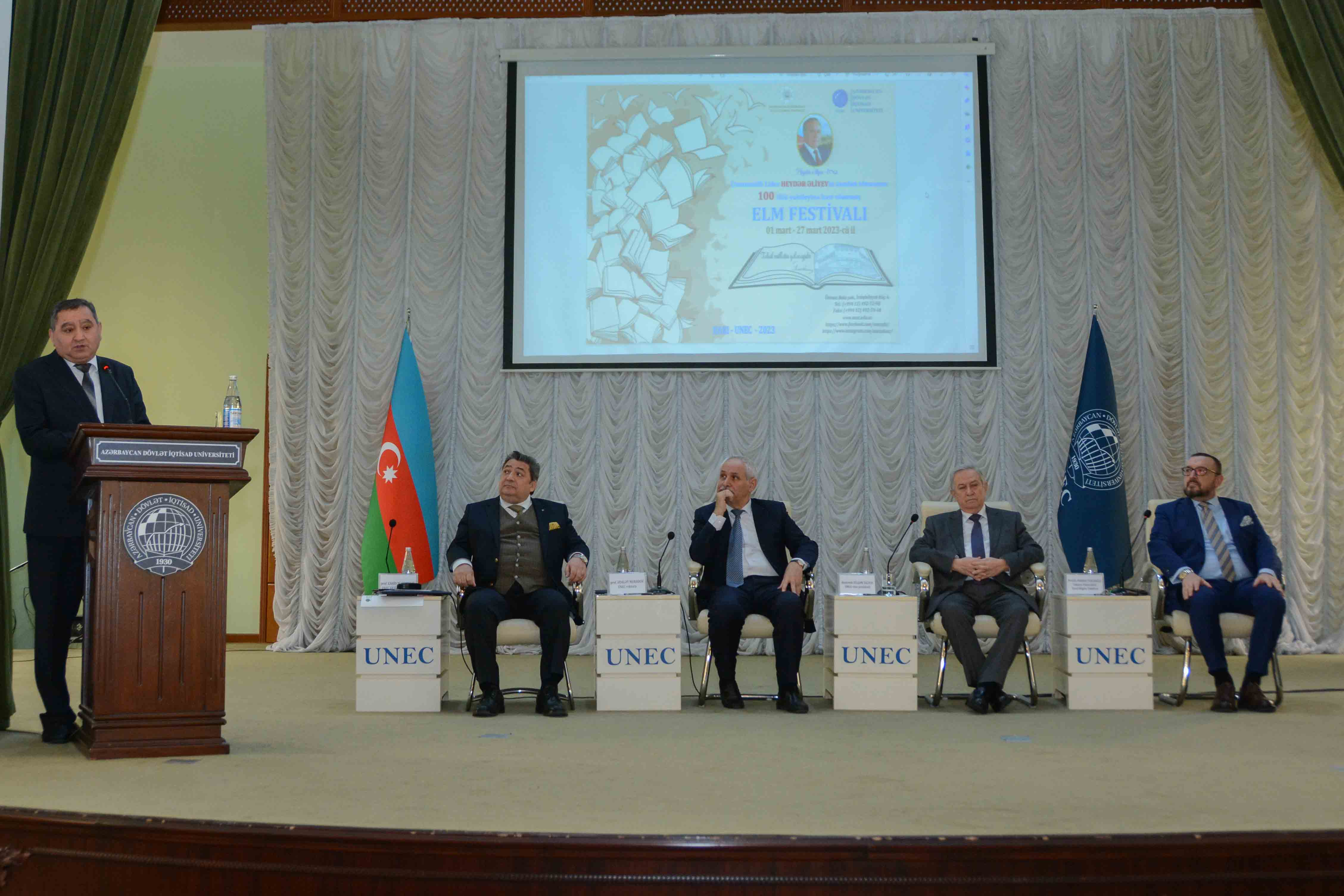 UNEC-də elm festivalı başlayıb