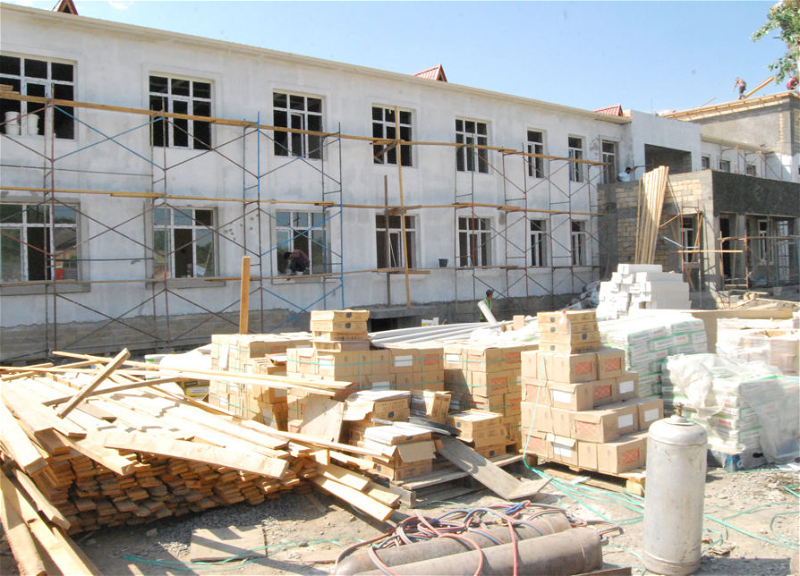 Qəzalı məktəb və bağçalar Ombudsmanın diqqətində...