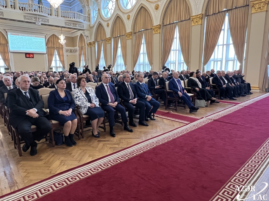 AMEA: Gəncləşmə siyasətində magistraturanın çox böyük rolu var