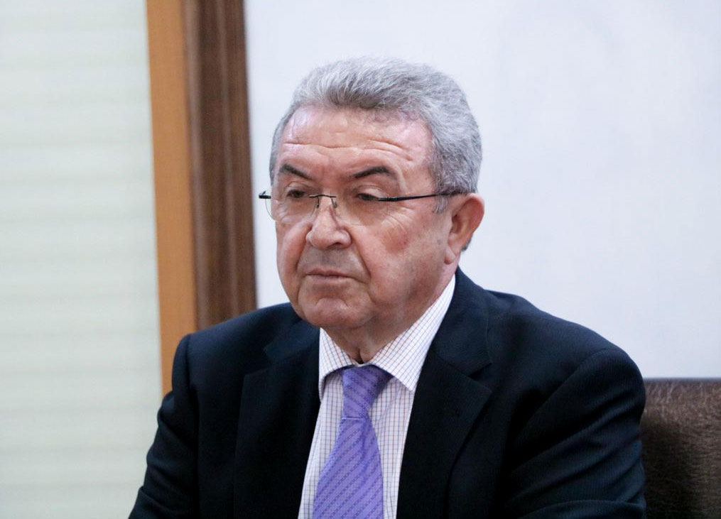 Misir Mərdanov nüfuzlu universitetə qəbul olunan qızlardan DANIŞDI