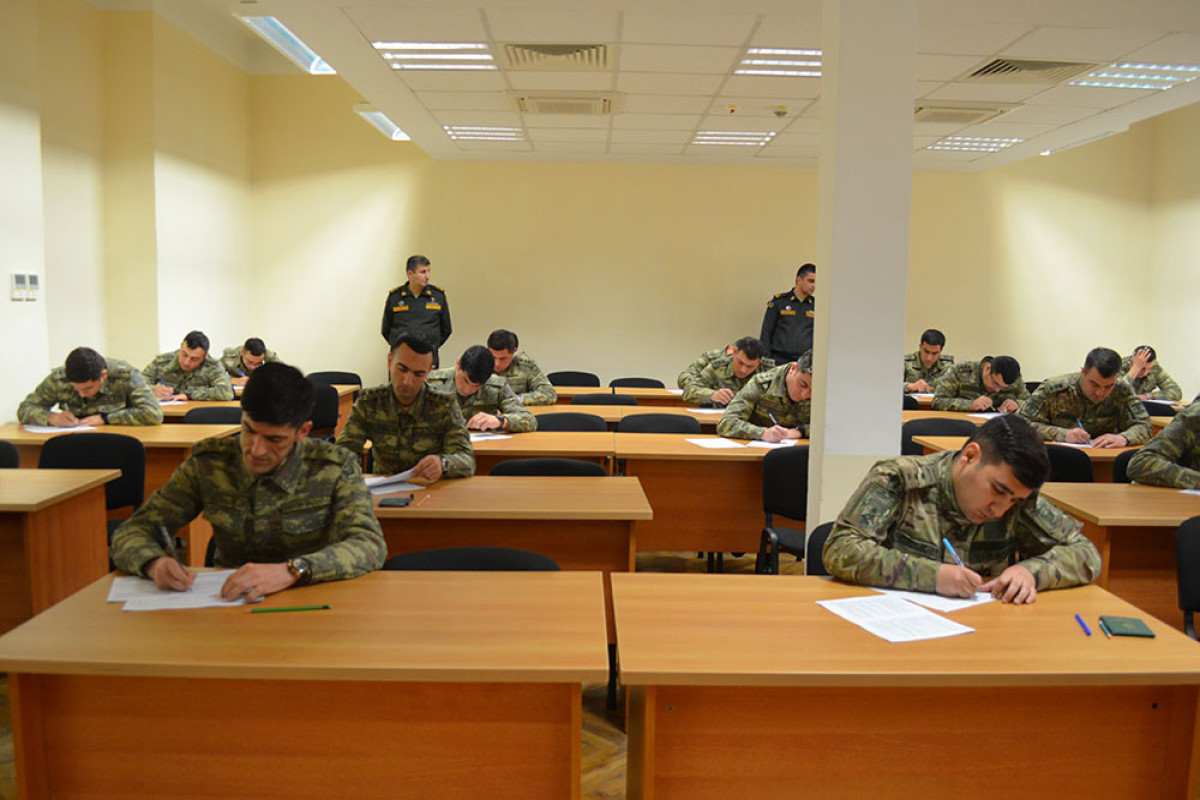 Kadr orqanı işçiləri təkmilləşdirmə kursu keçiblər 