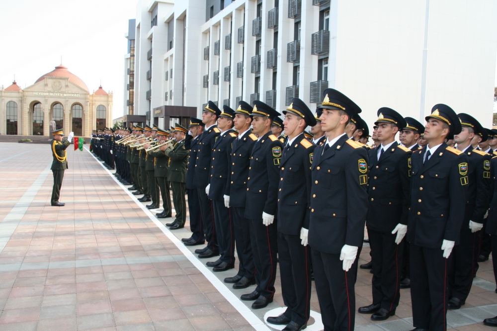 Polis Akademiyasına sənəd verənlər universitetlərə qəbulda iştirak edə bilər? - Rəsmi CAVAB