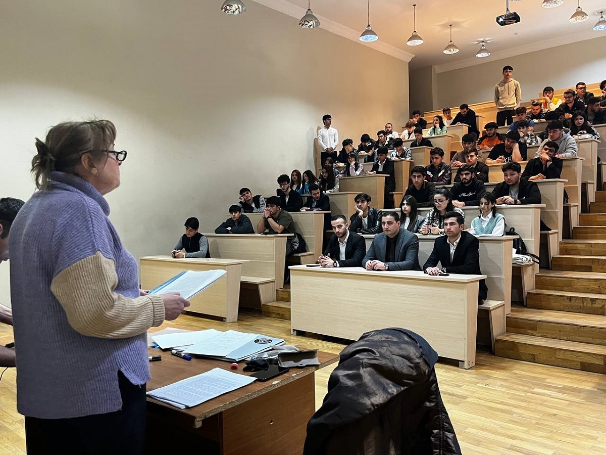 AzMİU-da “Heydər Əliyev İli”nə dair seminarlar təşkil olunub