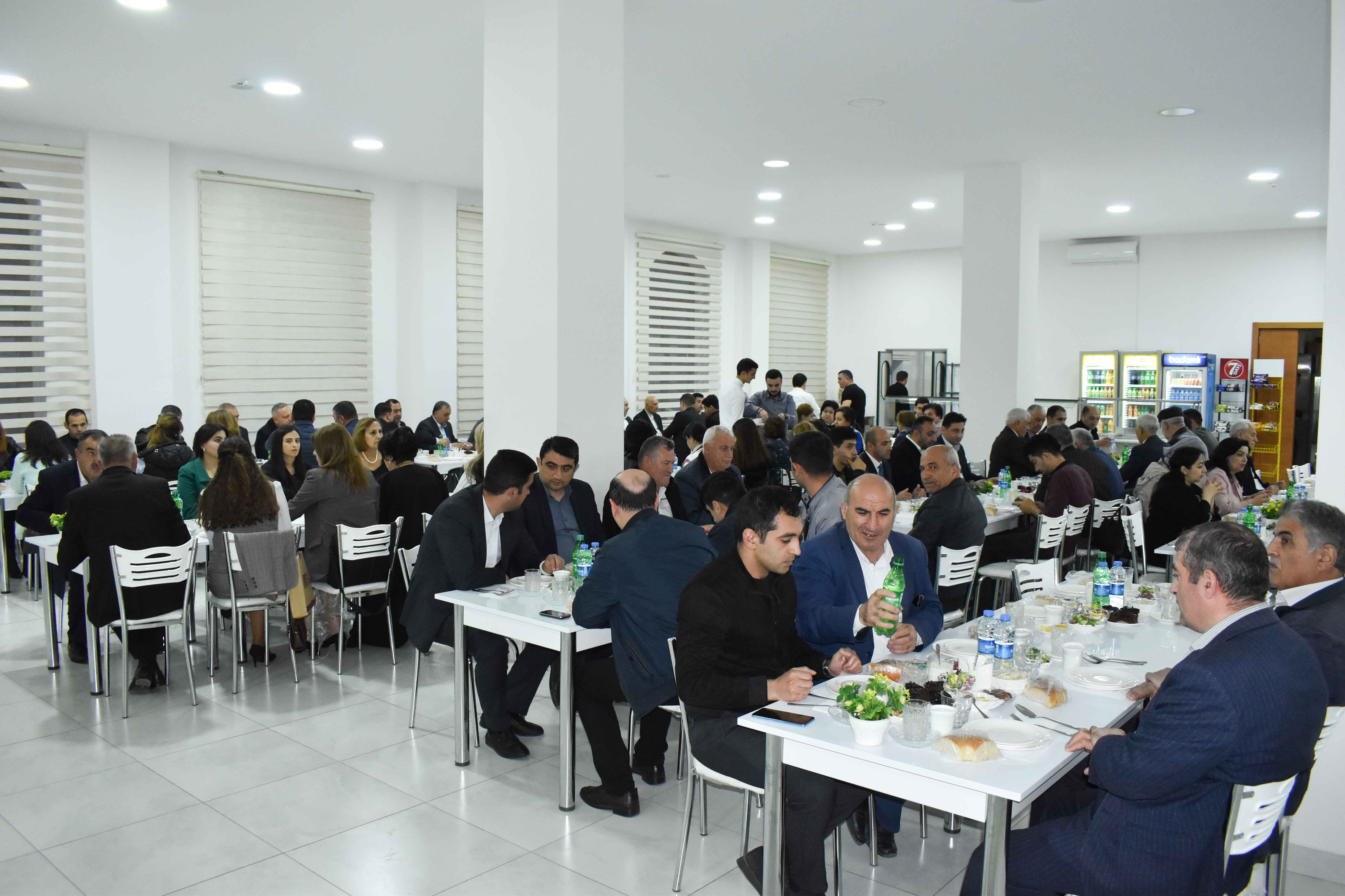 Bu universitetdə iftar süfrəsi təşkil olunub