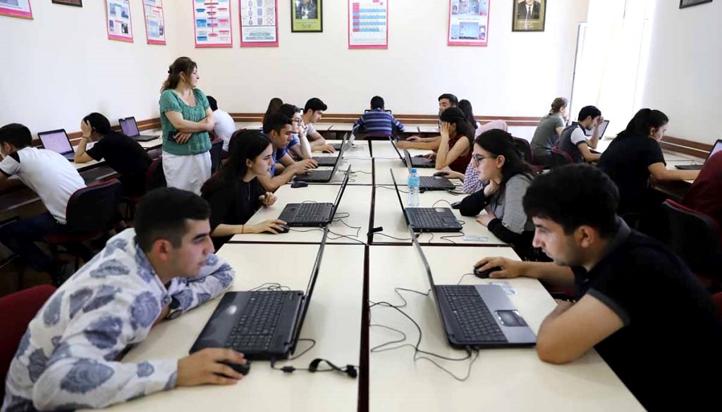 Azərbaycandakı bu universitetdən 5 əcnəbi tələbə QOVULUB