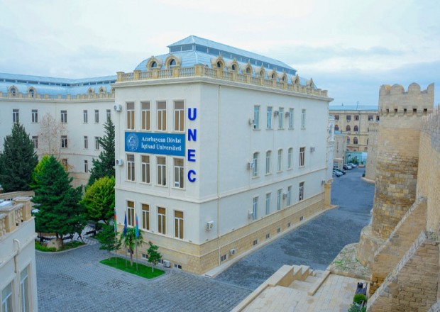 UNEC tələbələrə müraciət etdi: əsas binada təhsil distant olacaq!
