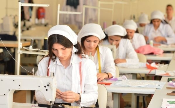 “Dərzi” ixtisasının tanınması üzrə sənəd qəbulu aparılır