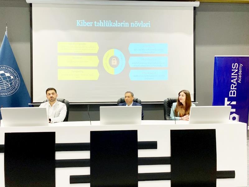 UNEC-də Bootcamp layihəsinin təqdimatı keçirilib