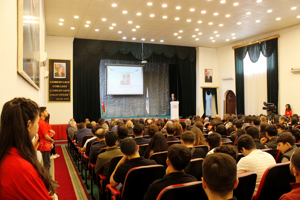 MDU-da elmi konfrans keçirilib