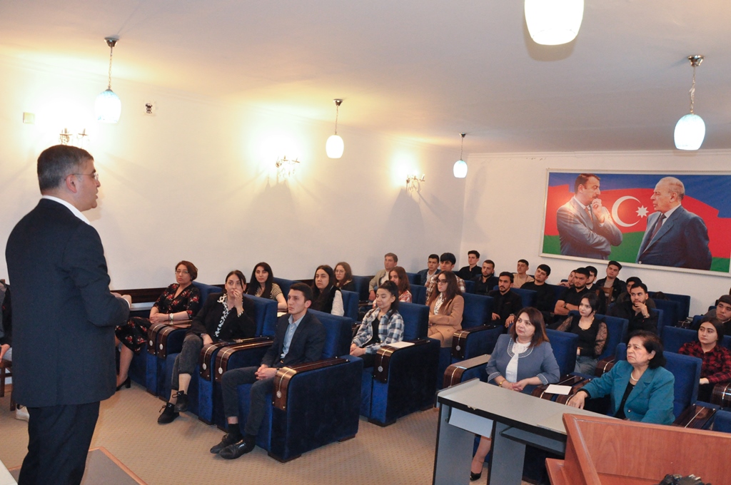 MDU-da seminar: Marketinq və biznes