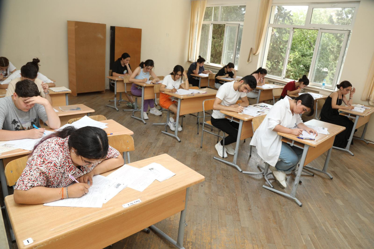 9-cuların imtahanından 1 nəfər 300 bal topladı