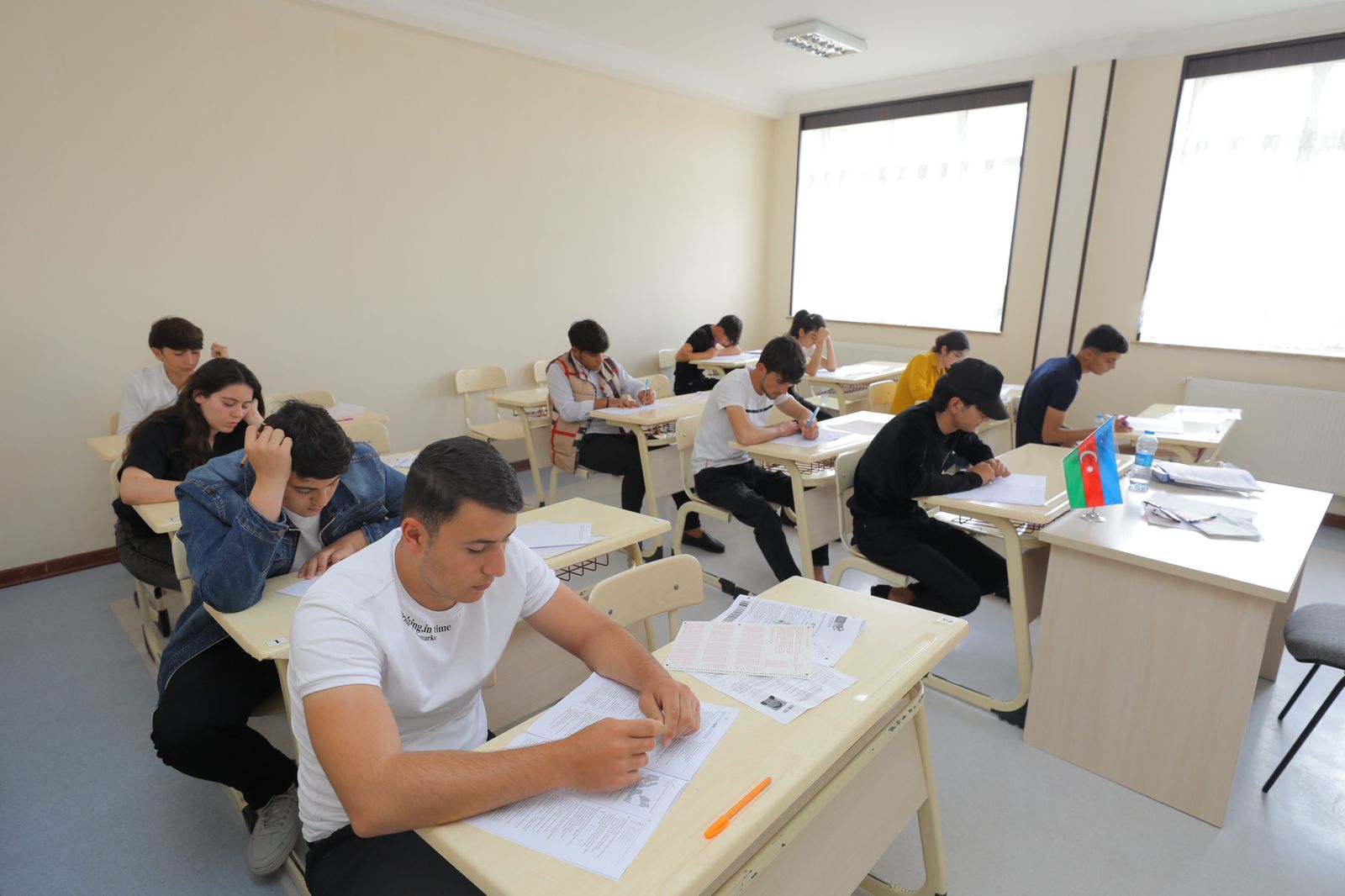 III qrupda qızlar, II qrupda oğlanlar çoxdur - ən yaşlı və ən gənc abituriyentlər - STATİSTİKA