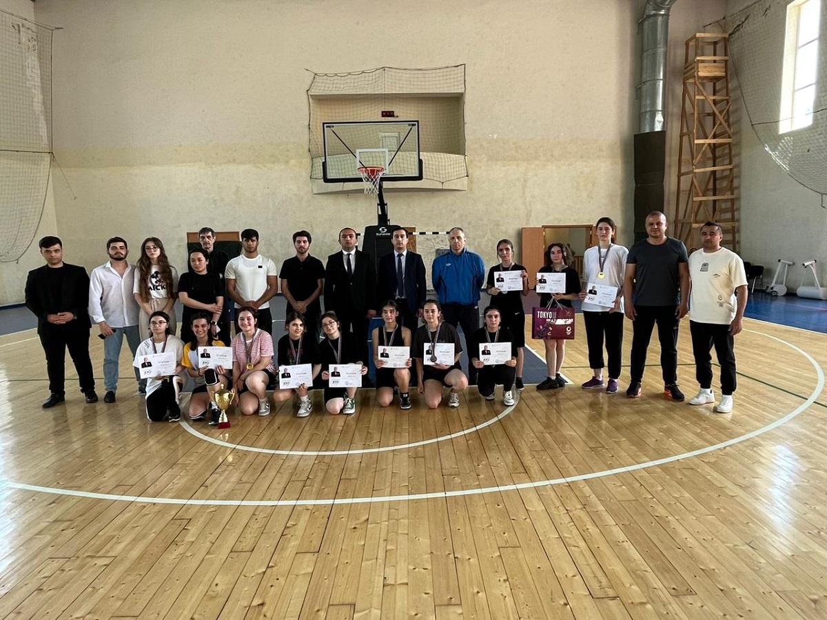 AzMİU-nun basketbolçu qızları arasında qalib müəyyənləşdi