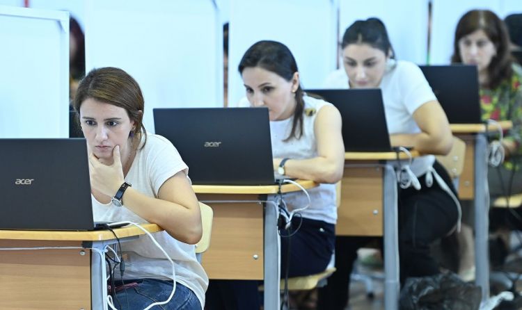 Bu gün sertifikasiyaya hazırlaşan müəllimlərə sınaq imtahanı KEÇİRİLƏCƏK