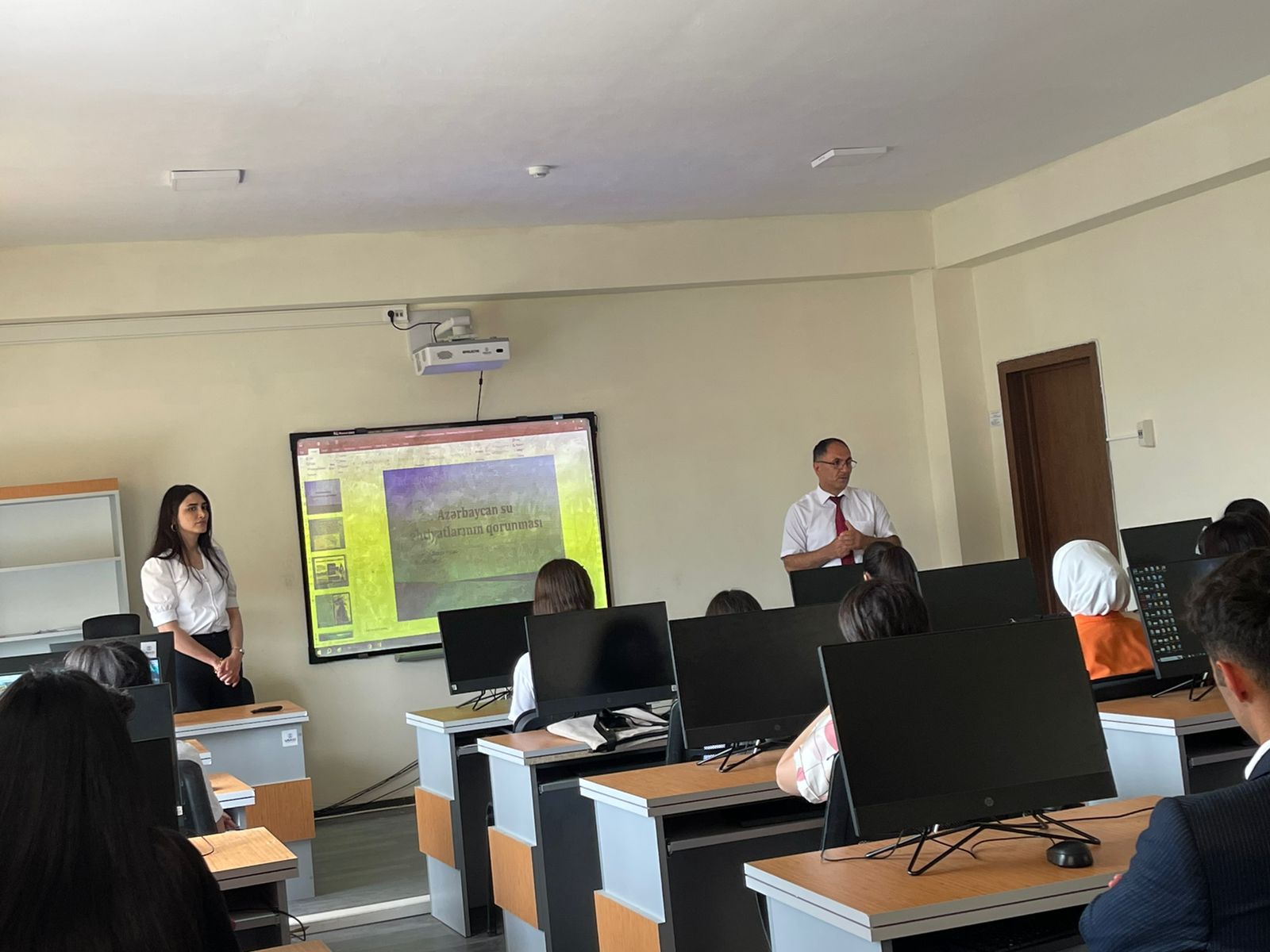 LDU-da ekoloji mövzuda maarifləndirici seminar