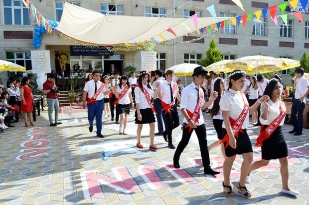 Bu il “Son zəng” keçirənlərin sayı azalıb?