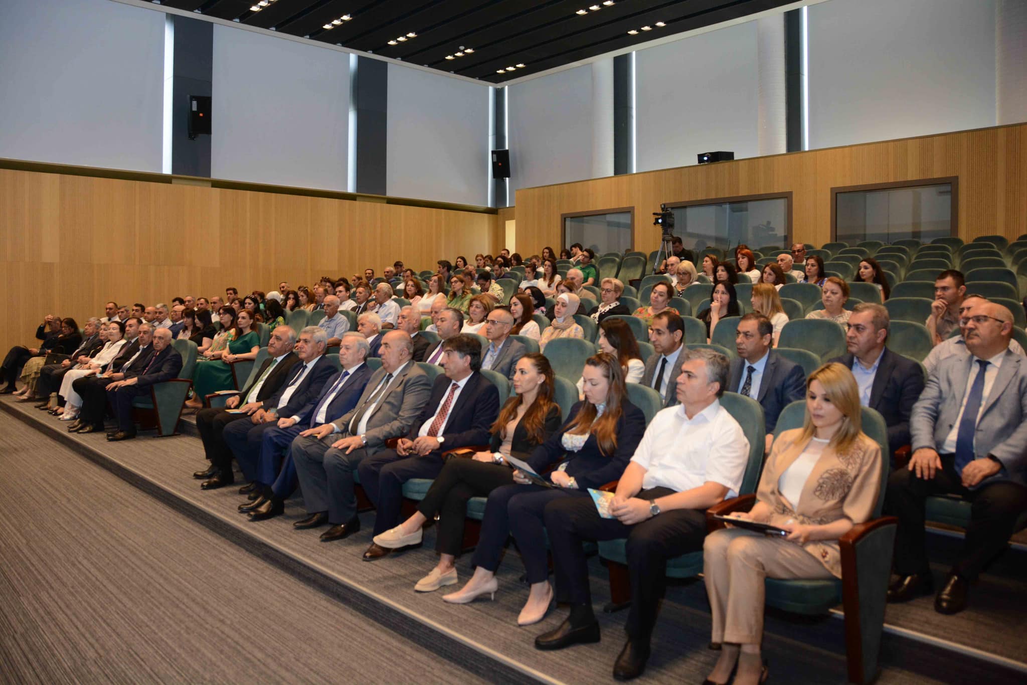 UNEC-lə bp-nin əməkdaşlıq forumu keçirilib