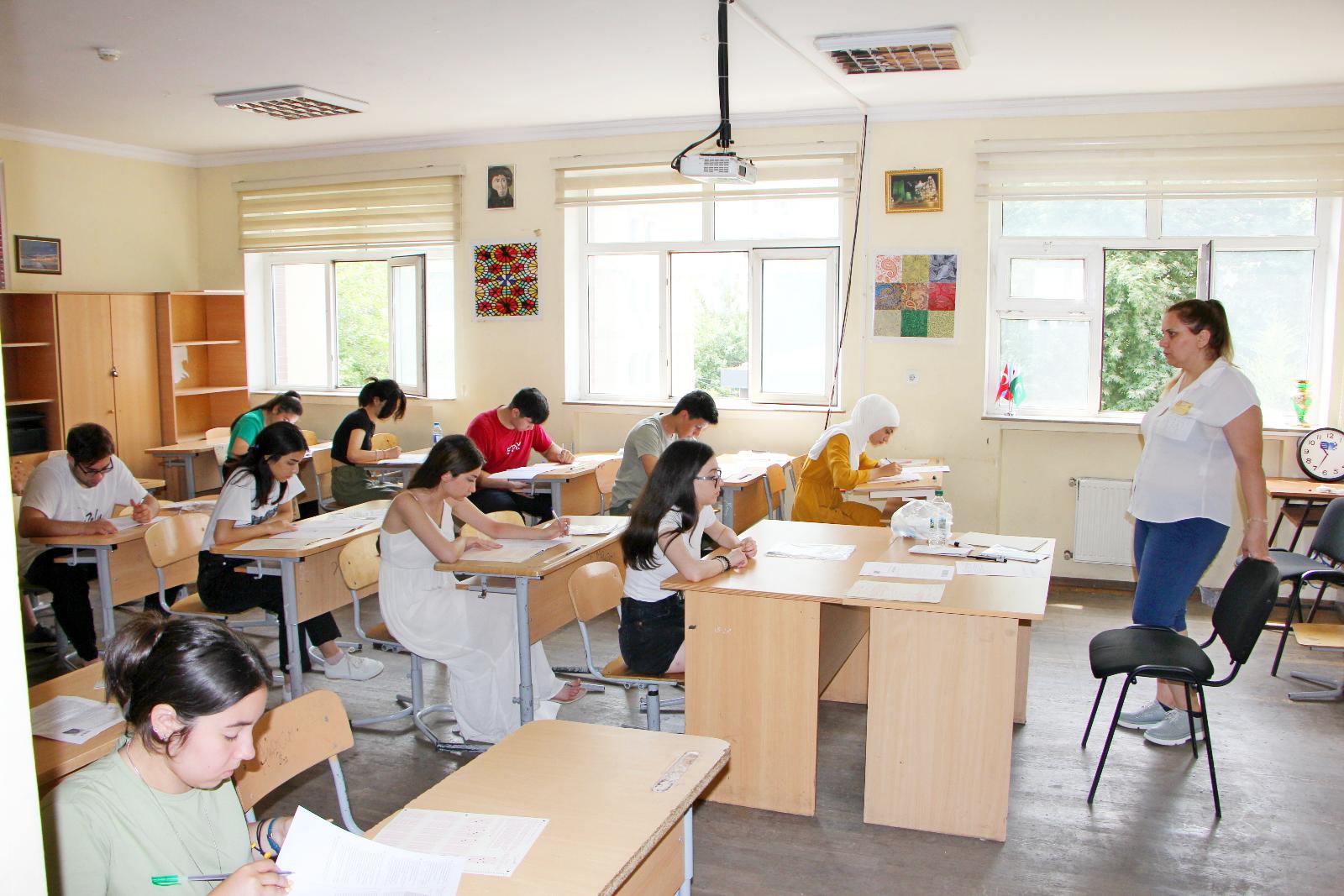 6 abituriyent və 1 nəzarətçi imtahandan xaric olunub