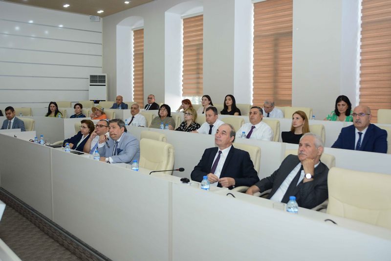 UNEC-in Elmi Şurası tədris ilini yeni qərarlarla başa vurdu