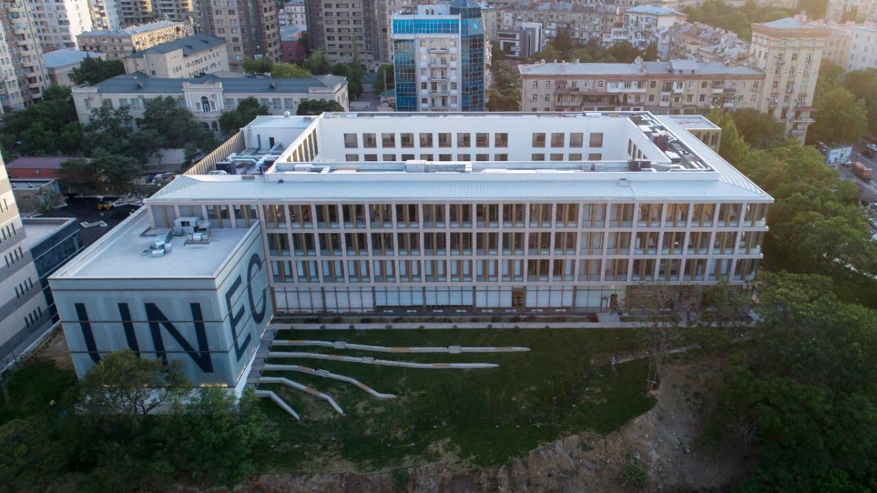 UNEC 2-ci dəfə Avropa Komissiyasının qalibi olub  