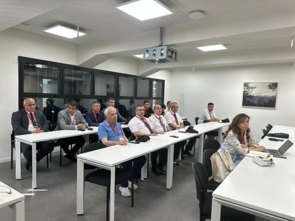 LDU əməkdaşları beynəlxalq təlimlərdə iştirak edib