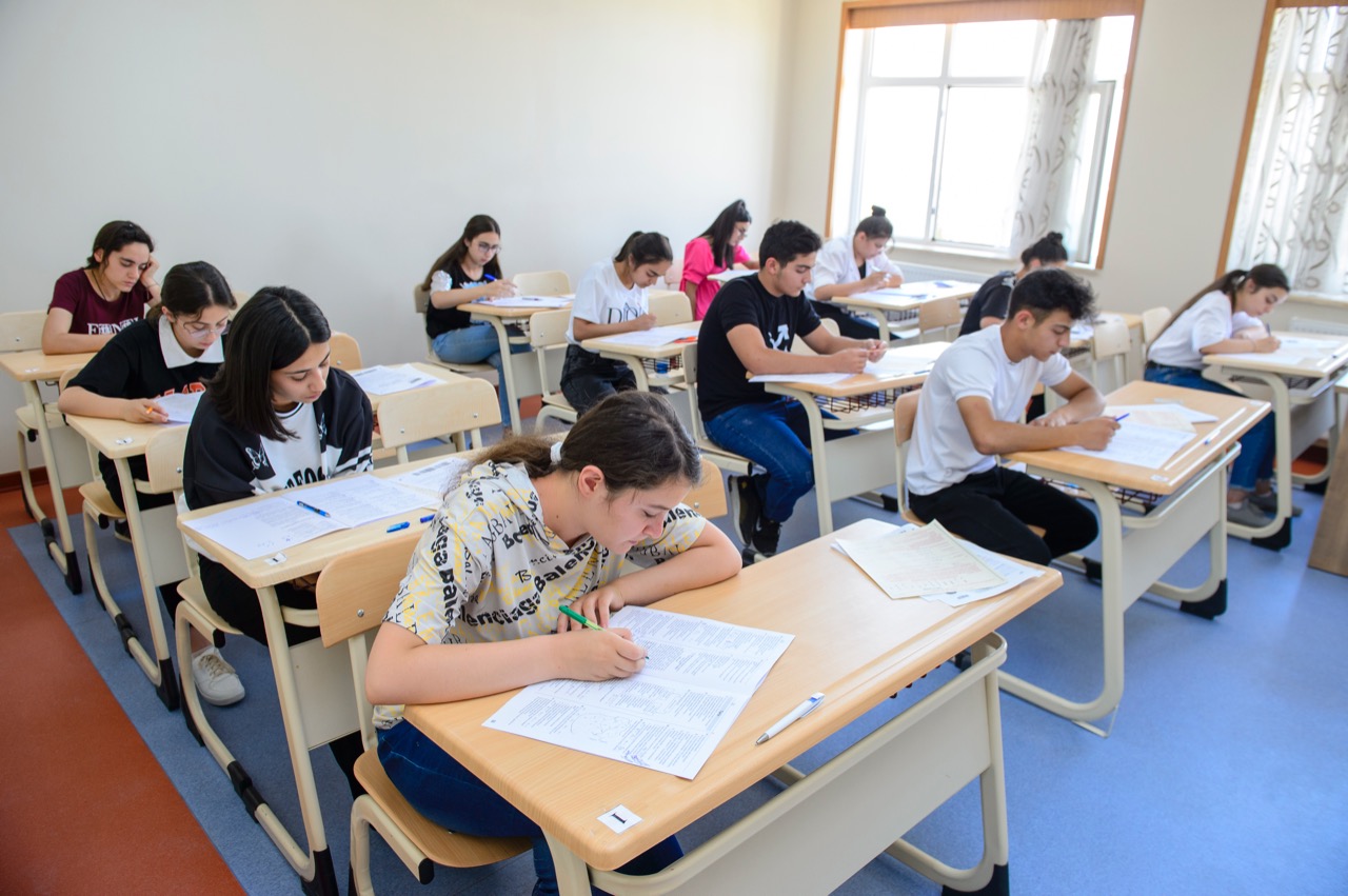 BDU-da yay semestri: 1000-dən çox tələbənin borc və kəsiri var