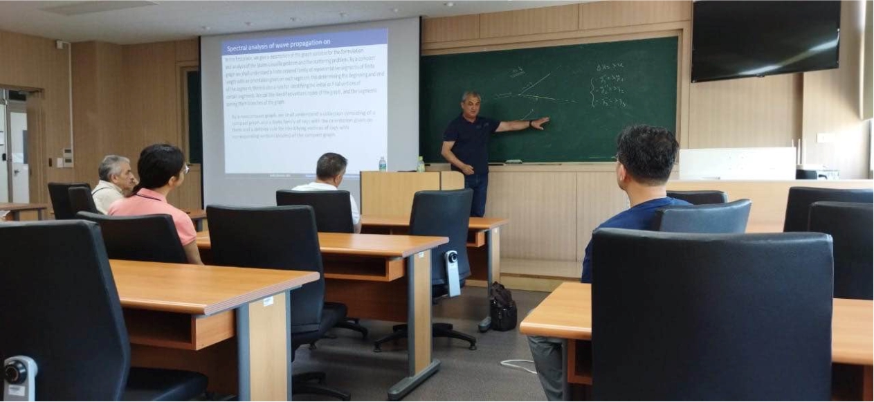 BMU-nun əməkdaşları seminarda çıxış edib