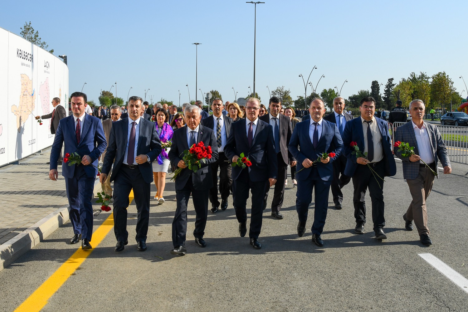 BMU - nun kollektivi Zəfər parkında olub