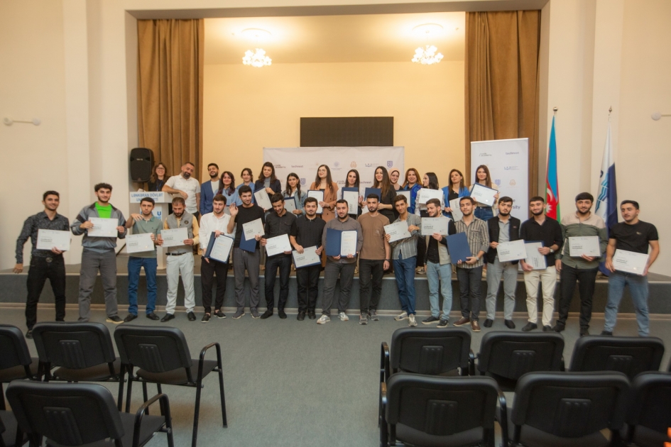 “Technest University” proqramı çərçivəsində 118 tələbə məzun olub