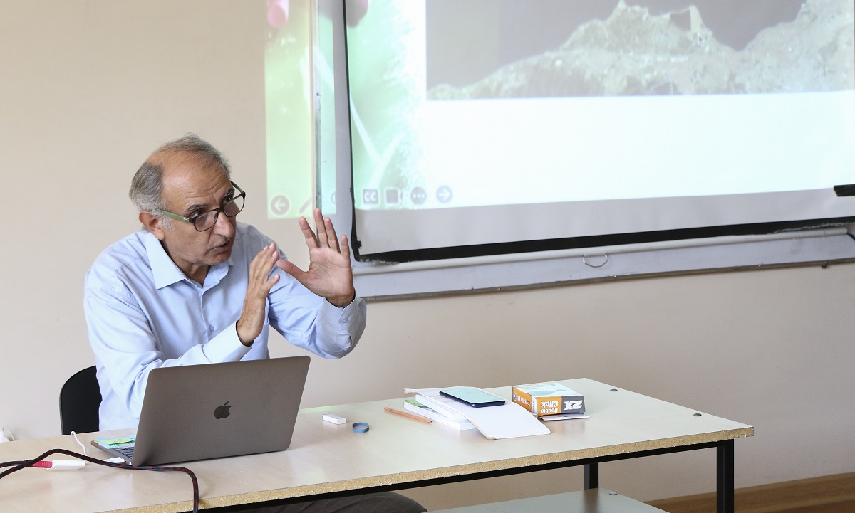 Türkiyəli professor AzMİU-da təcrübə keçib