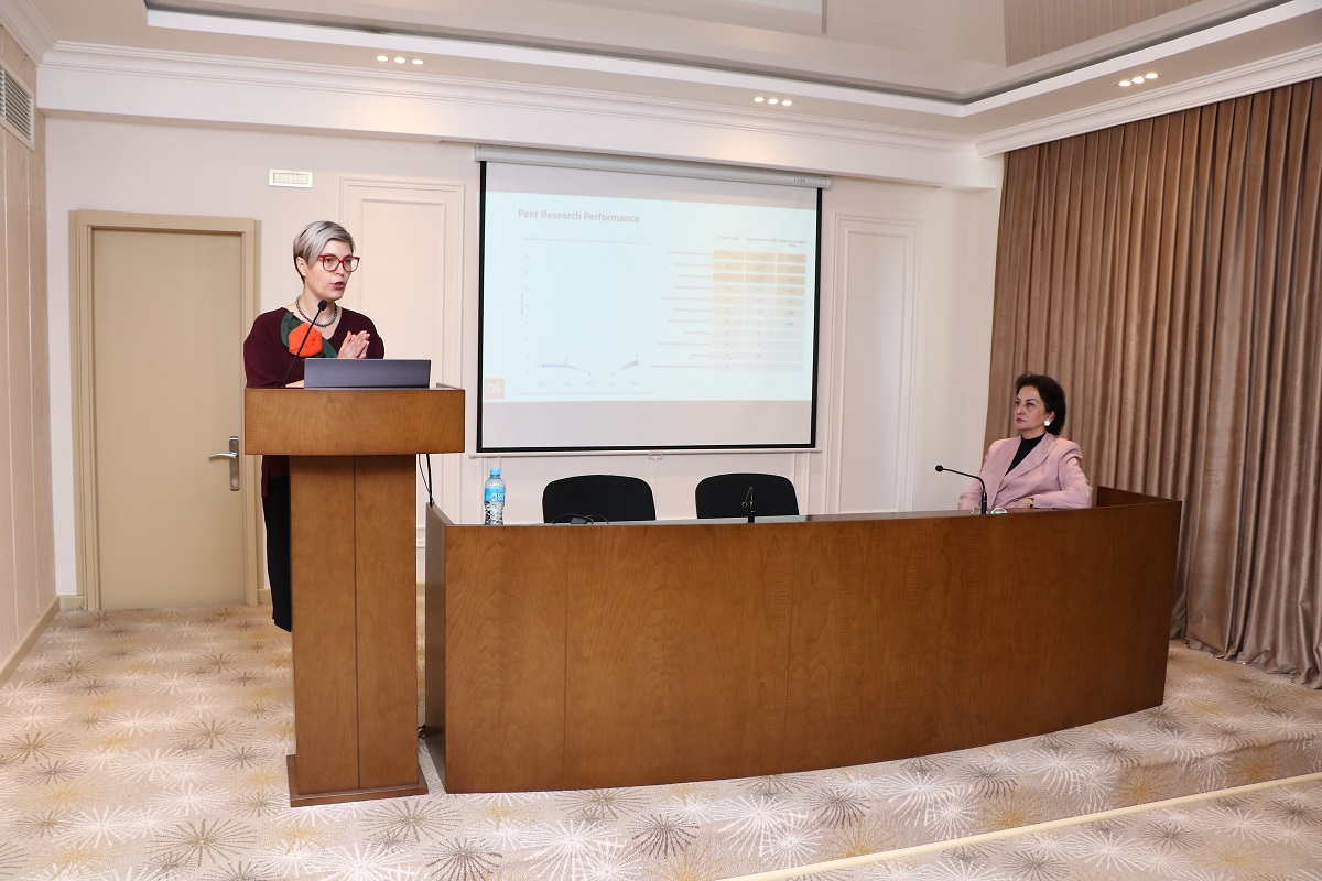 AzMİU əməkdaşları “QS Quacquarelli Symonds” agentliyi  barədə məlumatlandırılıb