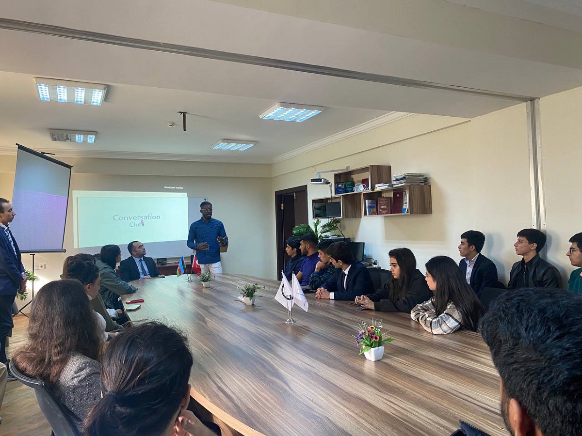 Tələbələr üçün “Conversation Club” yaradılıb