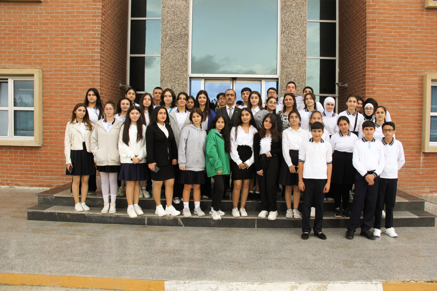 Şagirdlər BMU ilə tanış olublar