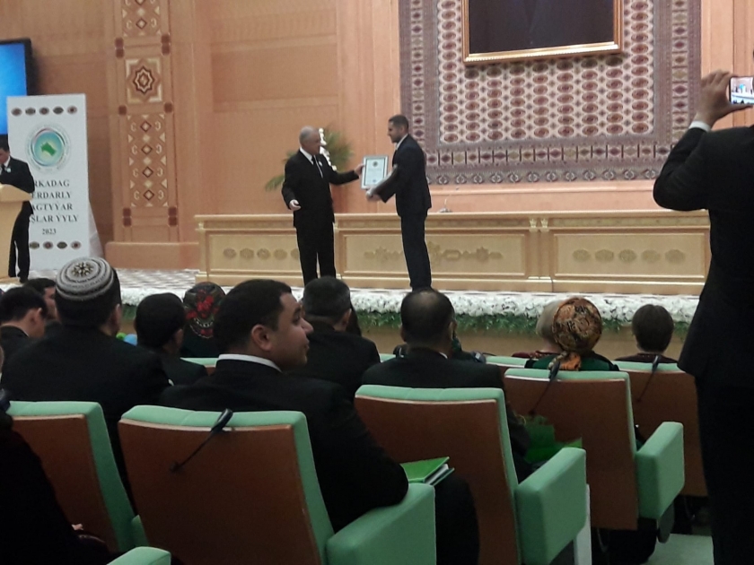 MDU-nun magistrantı beynəlxalq elmi müsabiqədə uğur qazanıb