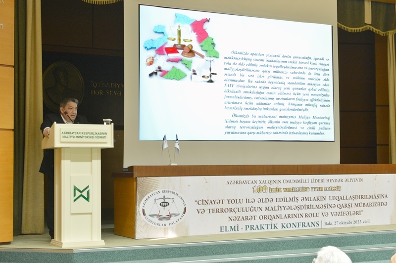 UNEC-də elmi konfransda müzakirələr aparılıb