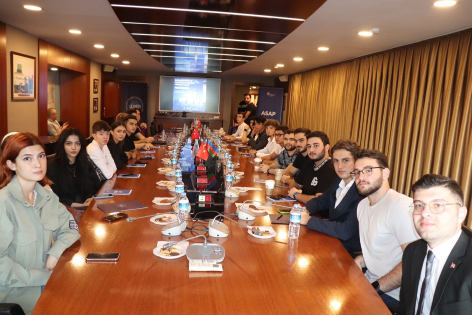 Zəfər Günü və Dövlət Bayrağı Günü ilə bağlı tədbirlər keçirib