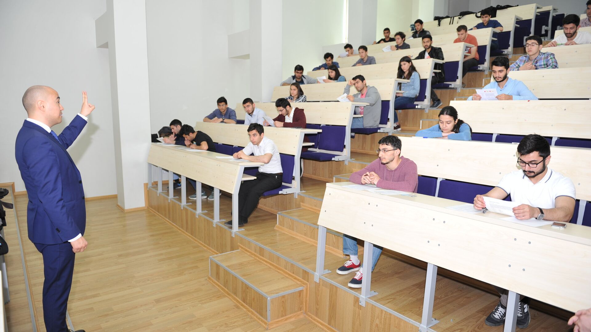Azərbaycanda 10 ali təhsil müəssisəsi akkreditasiyadan keçib
