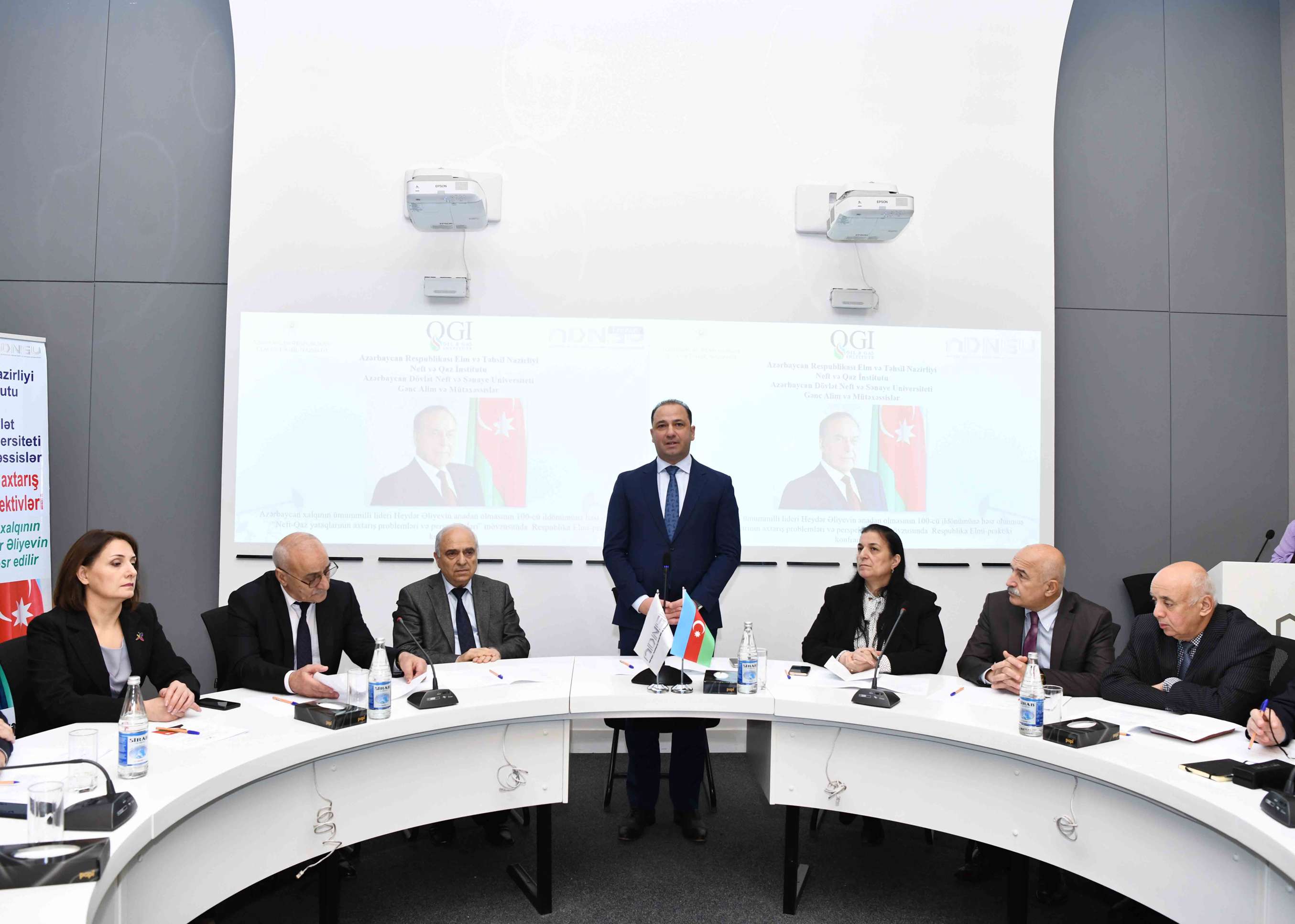 ADNSU-da elmi konfrans öz işinə başlayıb