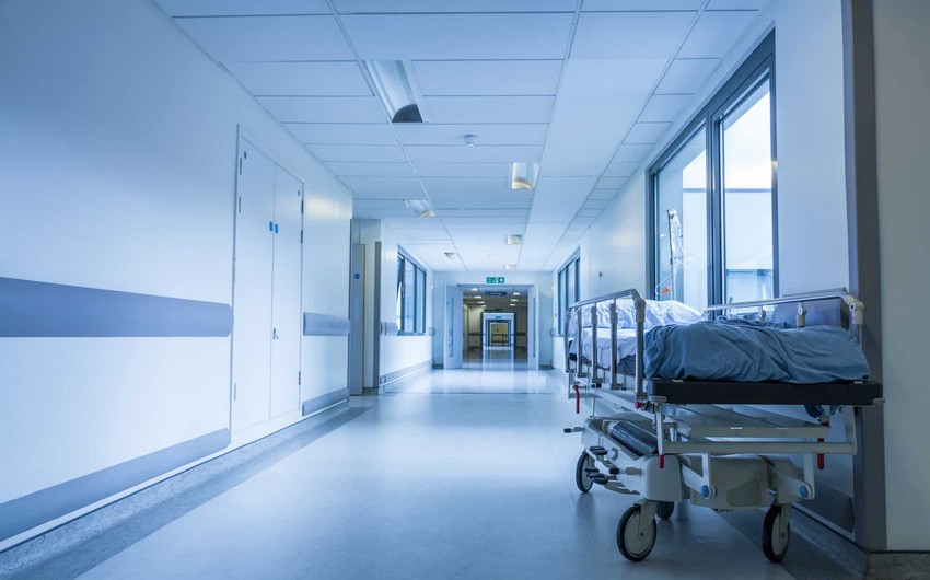 Bakıda yeniyetmə yol-nəqliyyat hadisəsində ağır xəsarət alıb